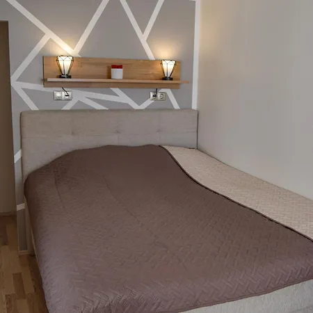 Kuuse 4 Апартаменты *
