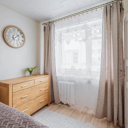 Kuuse 4 هابسالو